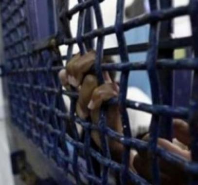 الأسير محمود تعامرة يواجه وضعًا صحيًا صعبًا في سجن النقب