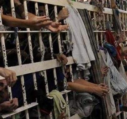 35 قتيلا على الاقل جراء اعمال شغب داخل سجن بفنزويلا.jpg