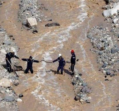 عمليات البحث عن مفقودة لا تزال جارية في منقطة البحر الميت 1.jpg