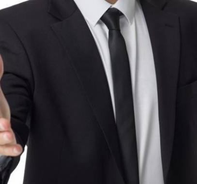 o-shake-hand-man-facebook-jpg-73050240857584631.jpg