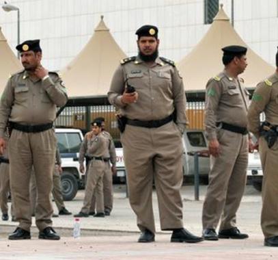 السعودية تبدأ تخفيض مساحات عمل الوافدين لديها