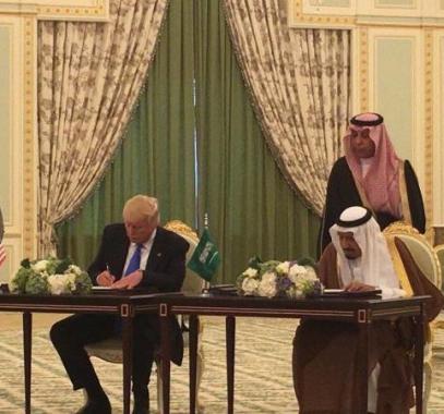 توقيع اتفاقية الرياض وواشنطن.jpg