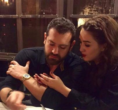 74386-عمرو-يوسف-وكنده-علوش-بعد-عقد-قرانهما.jpg