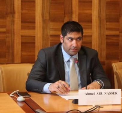 العودة يعقد ندوةً حول قضية الأسرى بجنيف.jpg