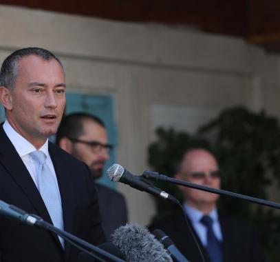 ميلادينوف يشكر نائبه لعقده اجتماع أممي في غزّة