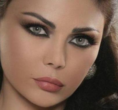 اكتشفي الصيحة التي ابتكرتها هيفا.. هكذا تحتال بها لتبدو أكثر رشاقة!