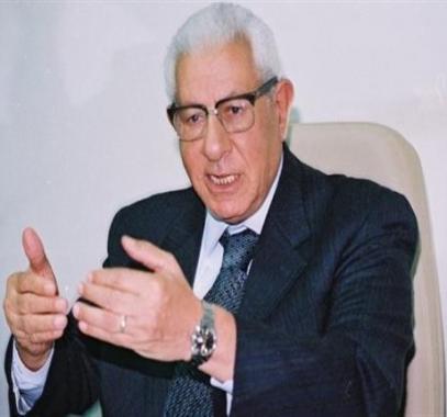 الصحفي مكرم محمد أحمد.jpg
