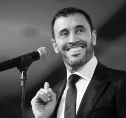 بالصور: كاظم الساهر يشعل مواقع التواصل بإستعراض لياقته!
