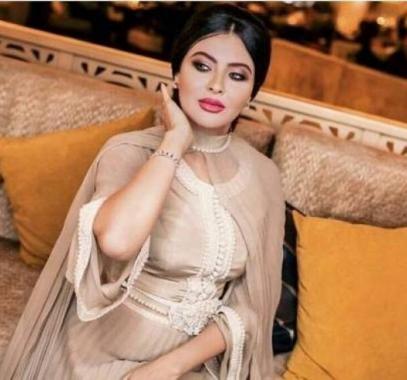 بالصورة : مريم حسين تفاجئ جمهورها بالحجاب... هذا الرجل فرضه عليّ