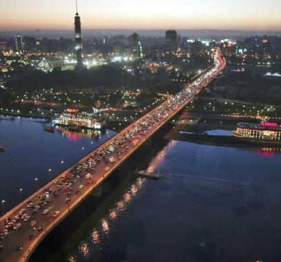 مصر تحول نقص الكهرباء إلى 