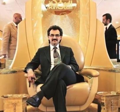 الوليد بن طلال ينشر أول تغريدة له عَقب الإفراج عنه.jpg