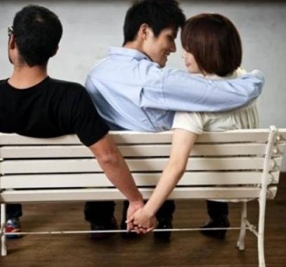 12 صنف من النساء اللواتي يمكن أن يخنّ أزواجهن