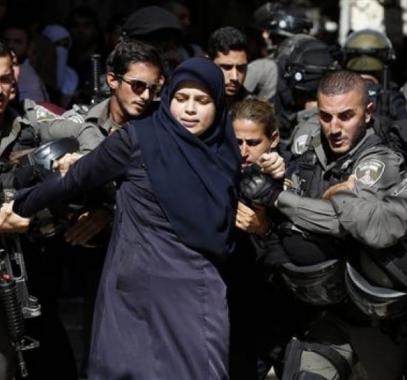 500 حالة اعتقال لنساء وفتيات منذ انتفاضة القدس