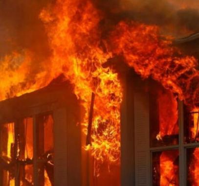 مقتل 11 باكستانياً إثر نشوب حريق بأحد فنادق كراتشي