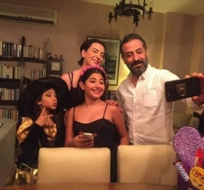 بالصورة : امل عرفة تخرج عن صمتها وتتحدث عن عودتها لطليقها بعد الاشاعات!