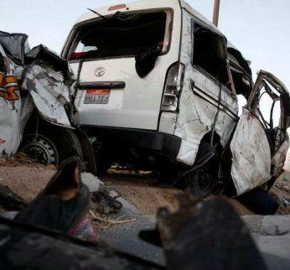 مصرع 10 أشخاص وإصابة 17 آخرين إثر حادث تصادم بالقرب من القاهرة