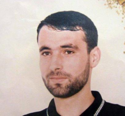 الاحتلال يفرج اليوم عن أسير مقدسي أمضي 14 عاماً