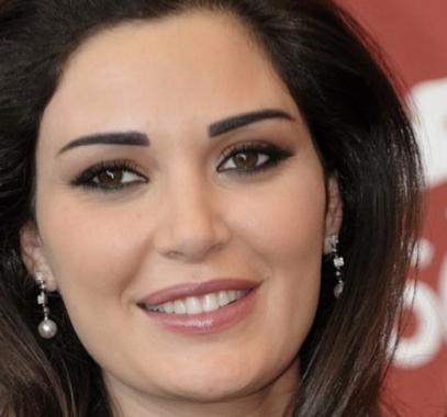 Cyrine_AbdelNour_66ème_Festival_de_Venise_Mostra_4-980x498