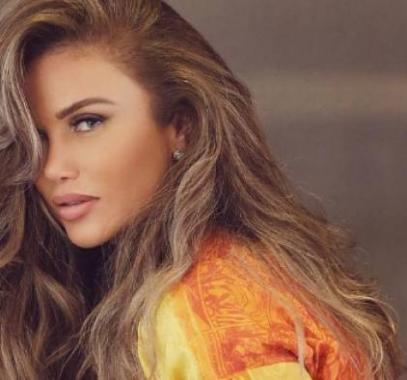 بالصور : نيكول سابا بإطلالة جريئة وحركات عفوية!