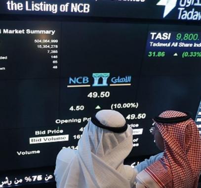 المؤشرات العربية تفتح على ارتفاع