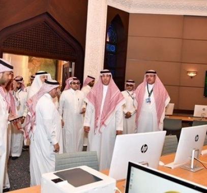 وزير الثقافة السعودي.jpg