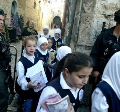 التعليم تندد بالاقتحامات المتكررة لمدرسة دار الأيتام في القدس
