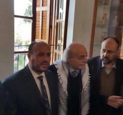جنبلاط وحماس.jpg