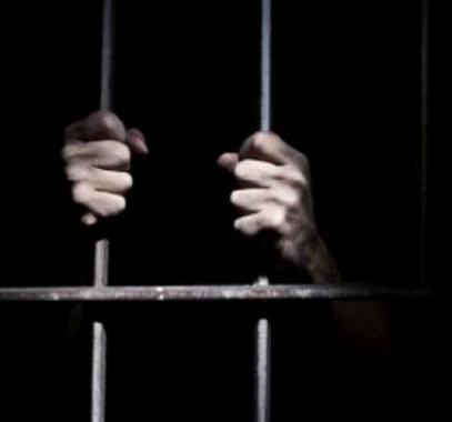 استشهاد أسير فلسطيني من نابلس داخل سجون الاحتلال 