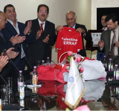 c00b34f1d0d9e6e9f17ffdf991c34afc