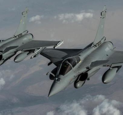 مقتل 3 قيادات من داعش خلال غارات للتحالف في الرقة