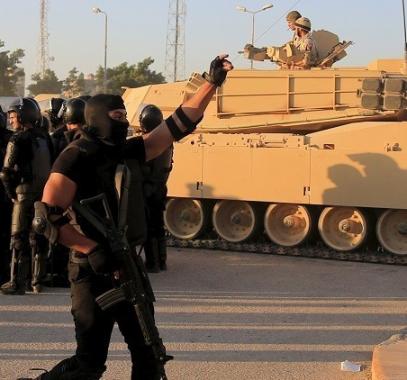 الجيش المصري يُحبط هجوماً إرهابياً بشمال سيناء.jpg