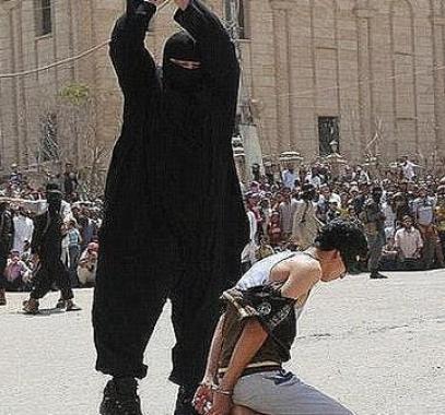 نهاية مروعة لجزار داعش الذي جز أكثر من 100 رأس