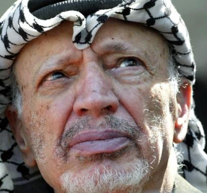 بالصور: في إحياء ذكرى أبو عمار.. مين 