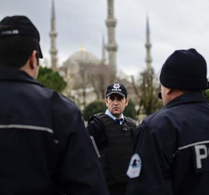 بالصور: برصاص مجهولين.. مقتل سفير روسيا  لدى أنقرة