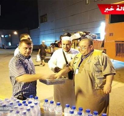 بالفيديو: مشاعر الفرح ترافق حجاج قطاع غزّة لحظة وصولهم إلى معبر رفح