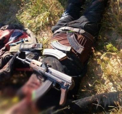 مقتل 5 داعشيين بينهم قيادي خطير في سيناء.jpg