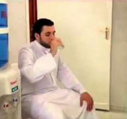 في رحاب الرسول .. لاتشربوا كالبعير