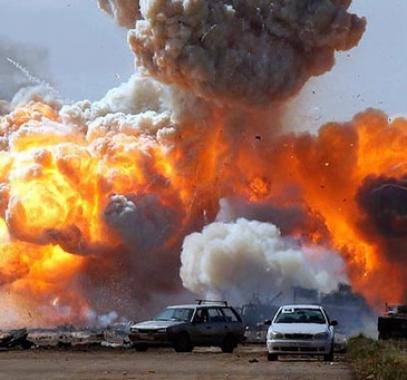 32 قتيلاً وعشرات الجرحى إثر انفجار سيارة شرق بغداد