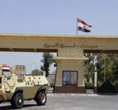 مصر تغلق معب رفح