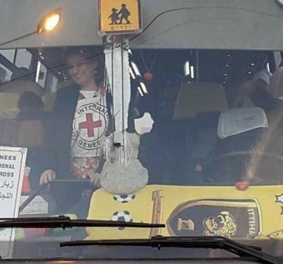 دفعة جديدة من أهالي أسرى غزة يزورون ذويهم في سجن 