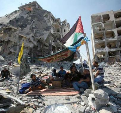الأورنوا توزّع 1.6 دولار أمريكي لإعادة الإعمار بغزة