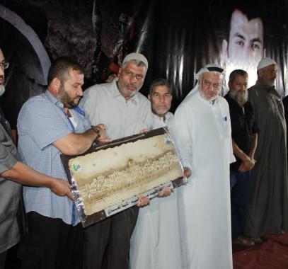 حماس تنظم حفل لتأبين شهيد وحدة الأنفاق أنس أبو لاشين