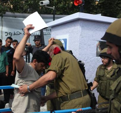 حواحز الاحتلال