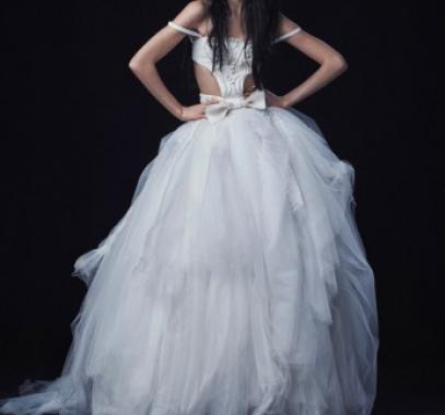 vera-wang-bridal-fall-2016-11-346x500