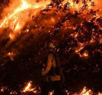 حرائق ضخمة.jpg