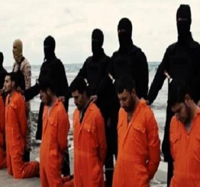 العثور على 21 جثة للأقباط المصريين الذين قتلهم داعش في ليبيا.jpg