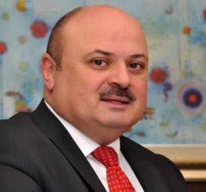 محافظ سلطة النقد عزام الشوا.jpg
