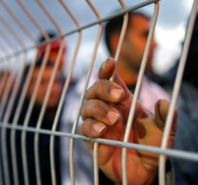 بالأسماء: 3 أسرى يواصلون إضرابهم عن الطعام