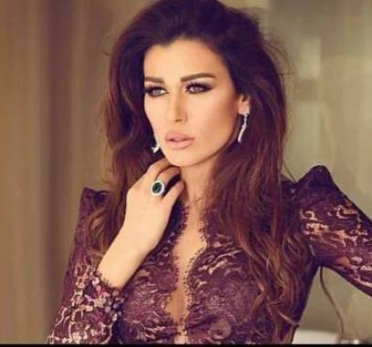 نادين الراسي تثير قلق جمهورها وتكشف عن مرضها!