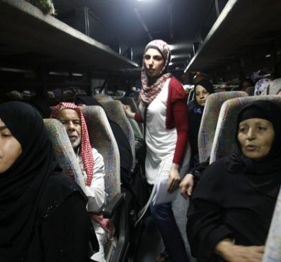 الإعلان عن برنامج زيارات أهالي الأسرى المقدسيين لشهر أغسطس.jpg